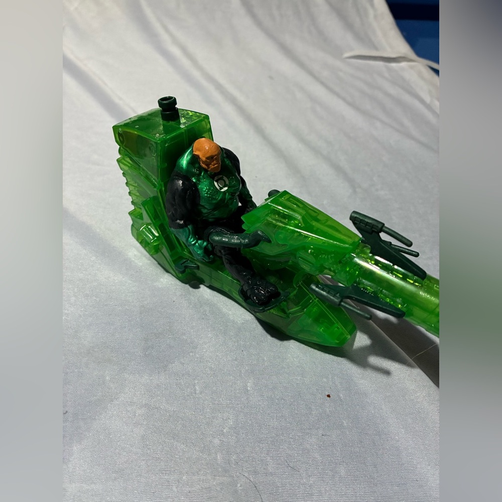 Green Lantern Kilowog's Transforming Moto-Jet